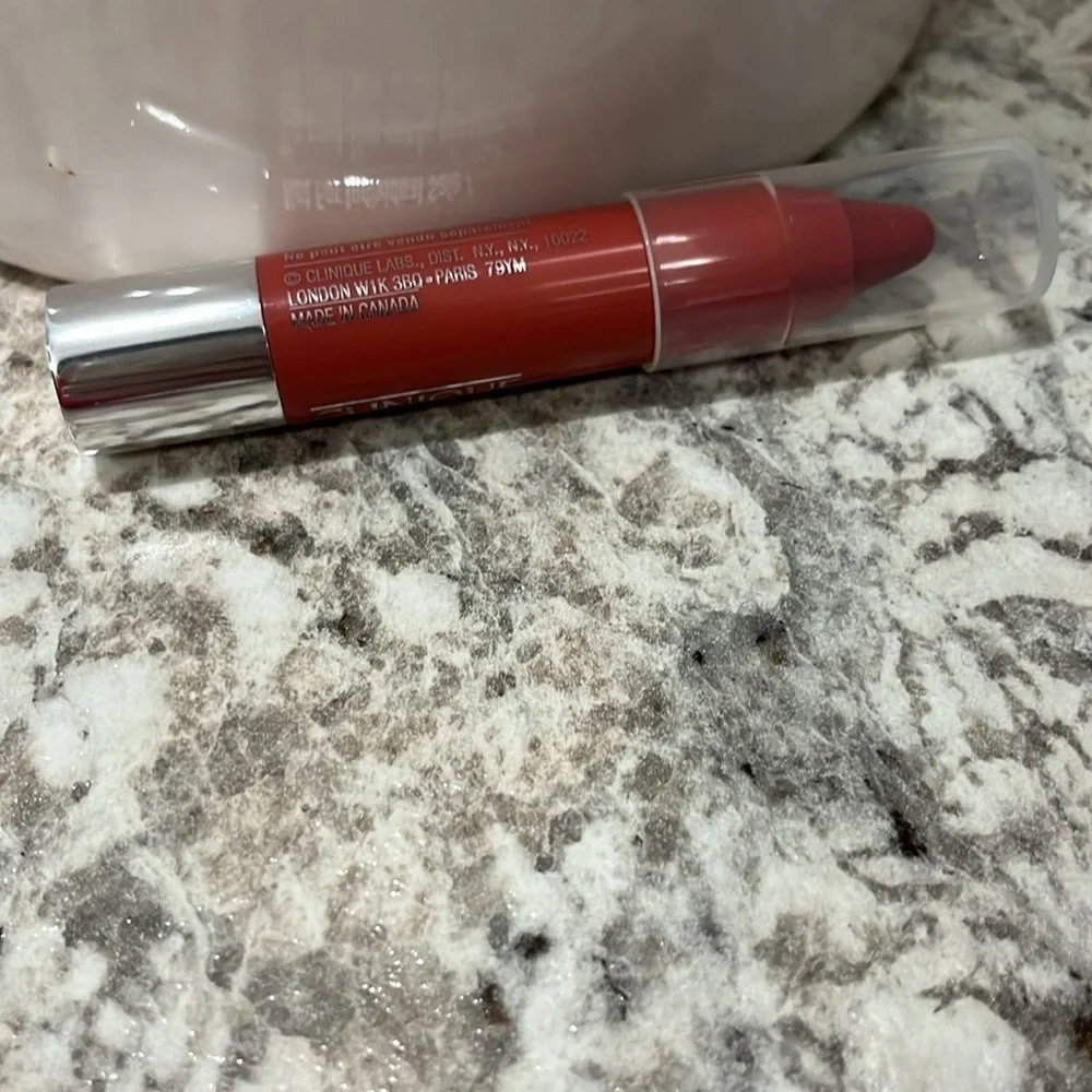 Clinique Chubby Lip In 04 Mega Melon ~NEW~ w/o Box